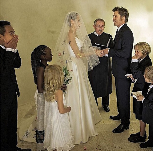 Angelina Jolie & Brad Pitt Wedding