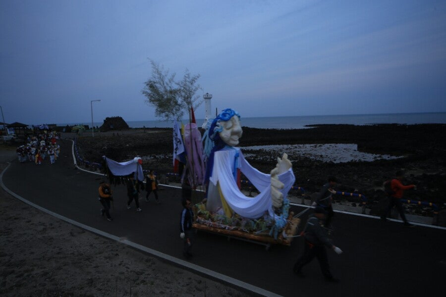 영등퍼레이드 영등할망 바름질걷기 우도 에서